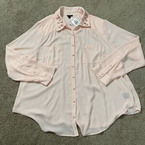 Torrid Chiffon Blouse Women’s 2 Pink Embellished Rhinestone Collar 2X 18/20 NWT